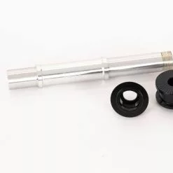 Bombtrack ARISE Achse Konus Set Schwarz Hinten